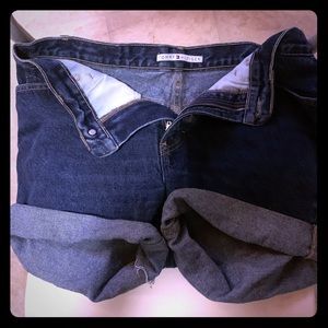 Tommy Hilfiger short